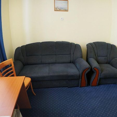 Corvin Hotel Győr Kamer foto
